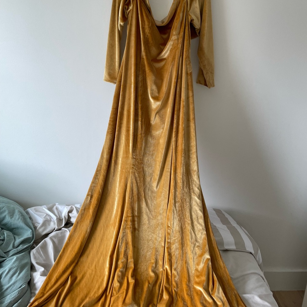 NWT Formal Dress oyisha special occasion maxi velvet mustard dress off shoulder - Picture 4 of 16